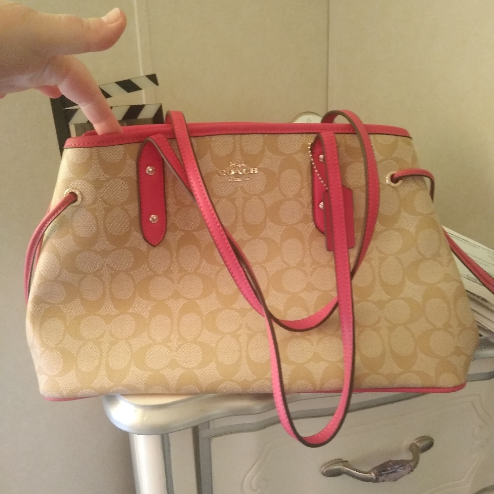 Authentic Coach Signature Drawstring Carry All Tote Bag Hot Pink CC Print